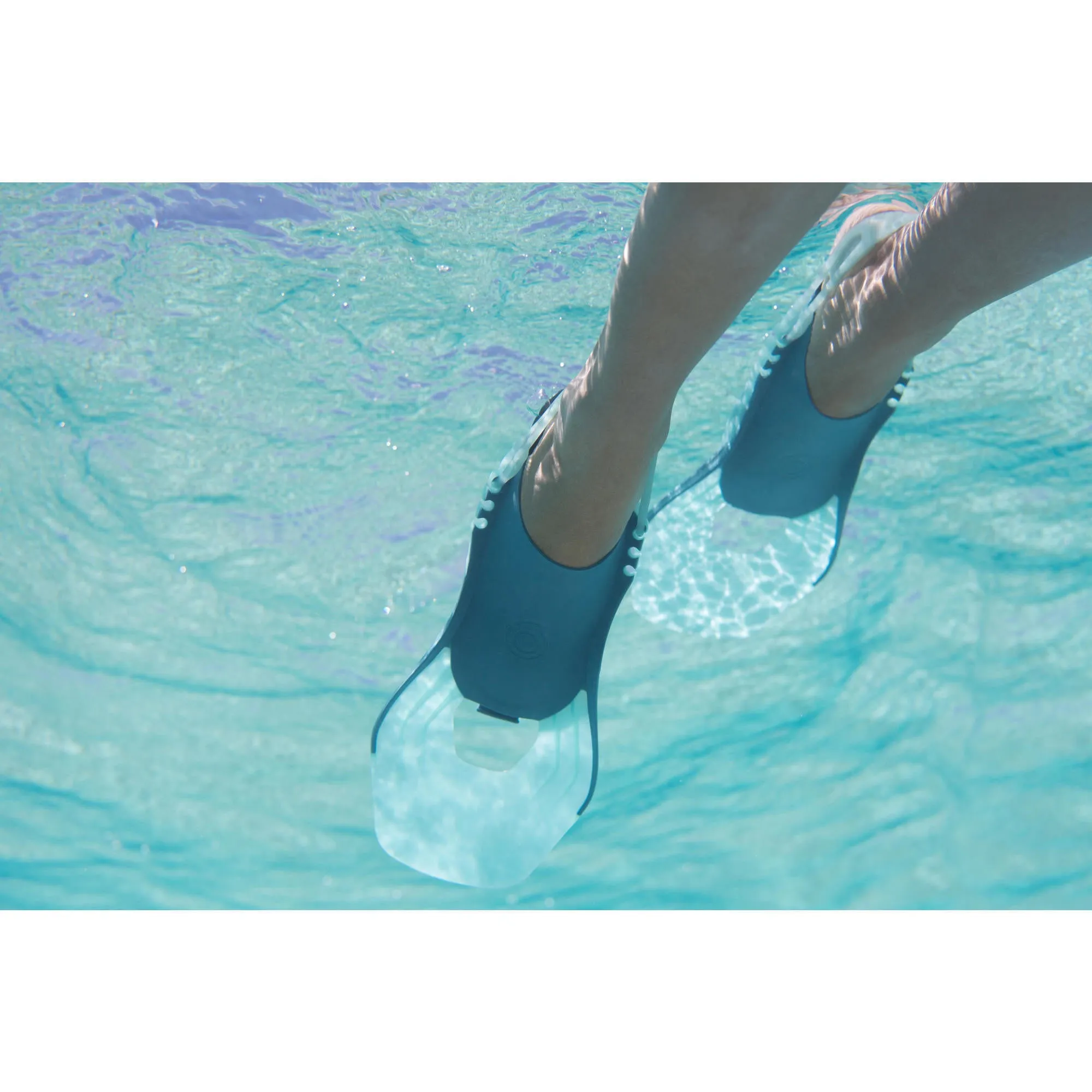 Adjustable snorkeling fins for children blue 100 Subea